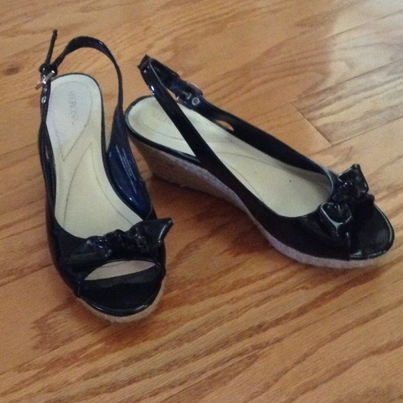 Peep toe Merona Wedges