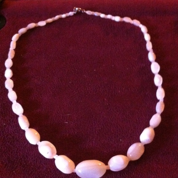 Vintage mother of pearl neckless