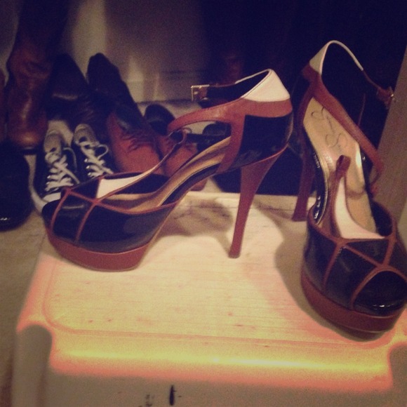 Jessica Simpson heels!