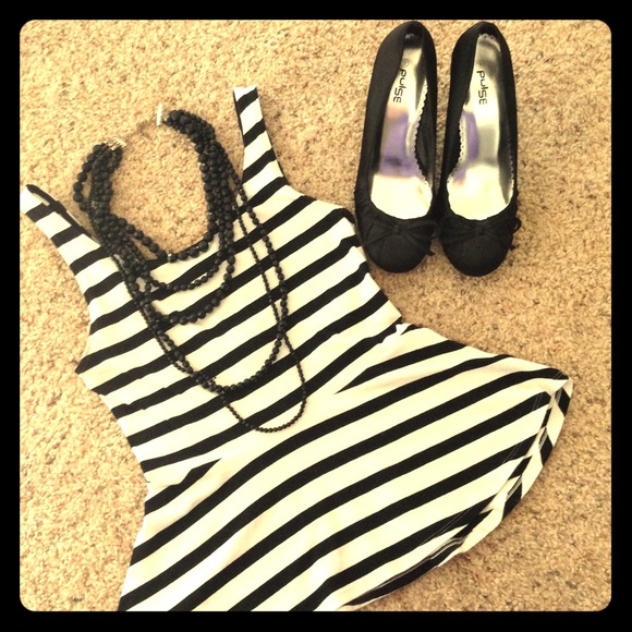 Black 3 inch heels!