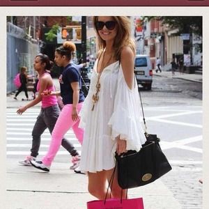 Looking for this dress!!!!!!👗