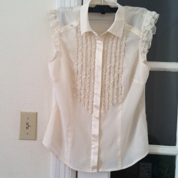 SOLD/ Bebe top, off white color