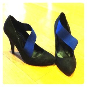 Zara black pumps with blue strap size 9 euro 40
