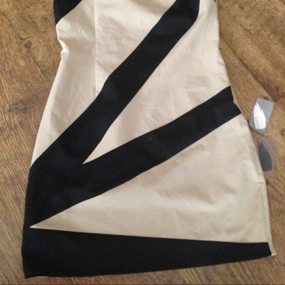 SOLD Forever 21 dress - Picture 2 of 2