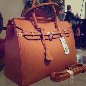 🆕💎TAN celebrity handbag🆕💎