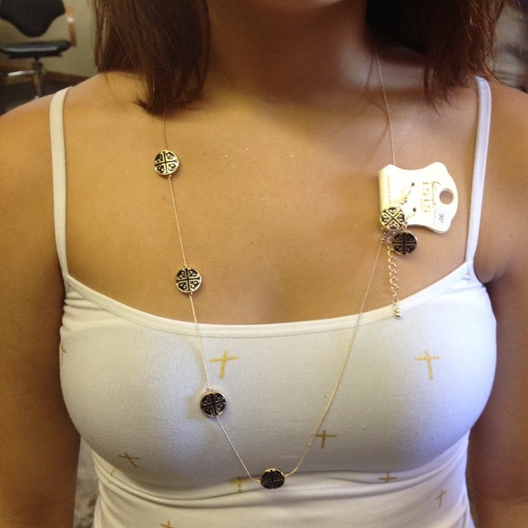 Necklace/ earring set