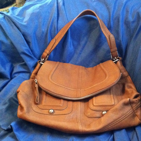 *REDUCED* cute Kate Landry purse!!