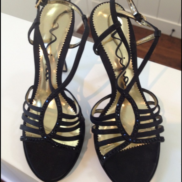 Nina shoes - Picture 3 of 4