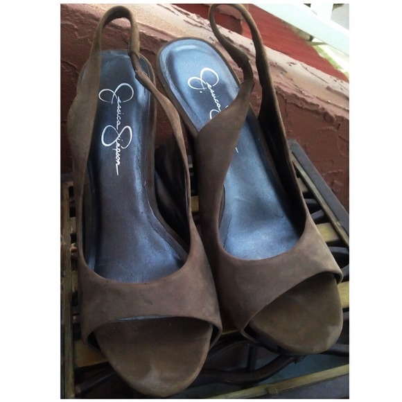Jessica Simpson grey suede heels🔸 - Picture 3 of 4