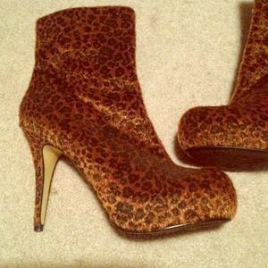 ❗️️weekend sale❗️Leopard High heel boots