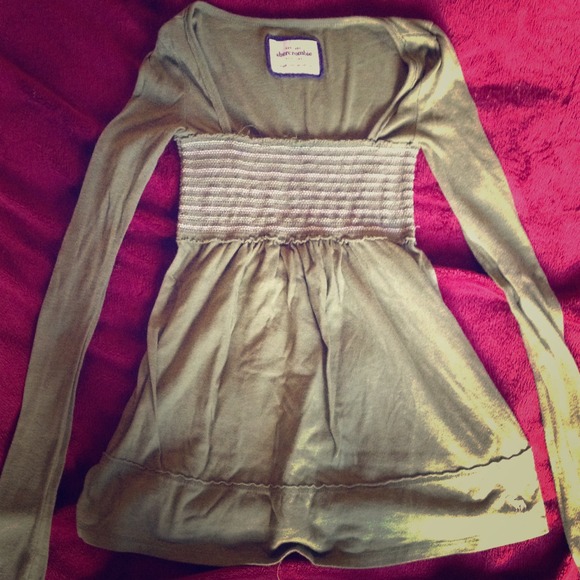Green Abercrombie Longsleeve Top. NAME YOUR PRICE! - Picture 1 of 4