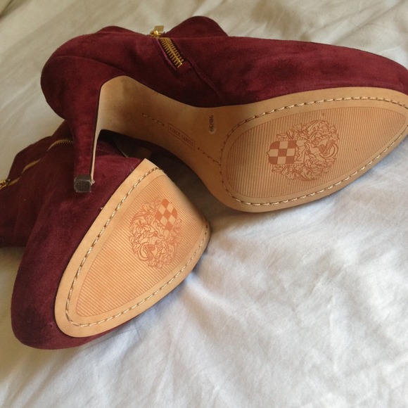 🎉❤HOST PICK 11/14❤🎊Vince Camuto Jardine Booties - Picture 3 of 3