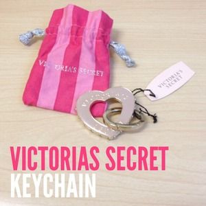 Victorias secrets cute and rare keychain 💕