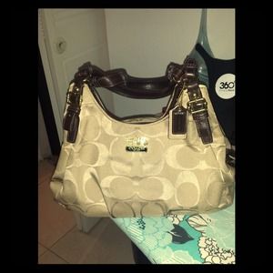 AUTHENTIC COACH PURSE