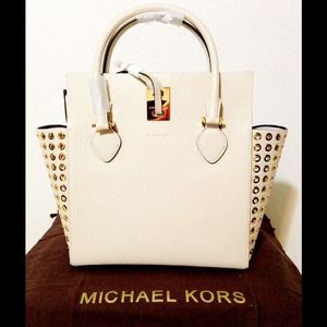 🚫Sold Out🚫 Michael Kors Miranda (💯Authentic & Brand New)
