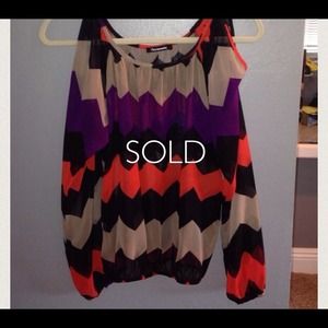 🎀SOLD🎀Chevron striped blouse