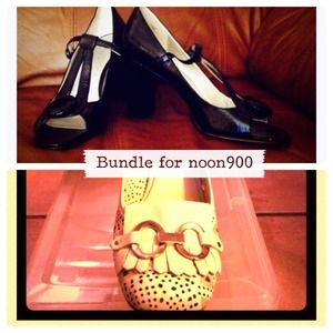 SIZE 10 TAHARI PEEP TOE PUMPS