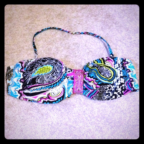 NWOT Bikini top 👙🌴