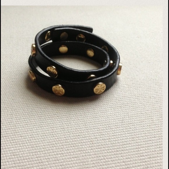 Black Tory double wrap bracelet.