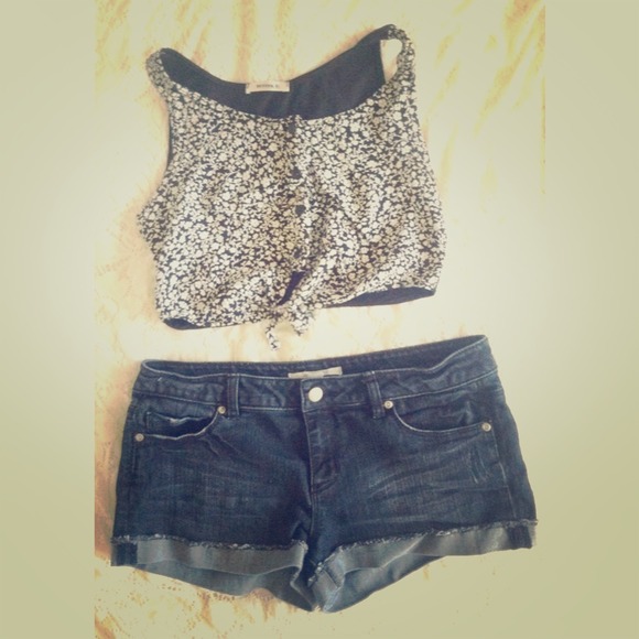 Denim Distressed Shorts Size 30 - Picture 1 of 2