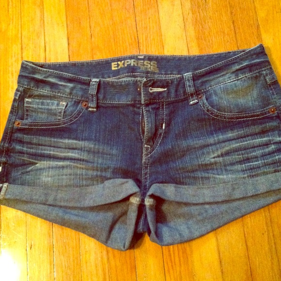 🔴Express jean shorts