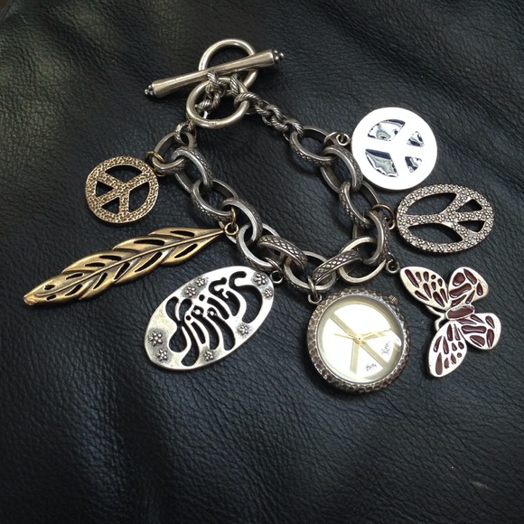 Lucky Brand Charm Bracelet 🍀