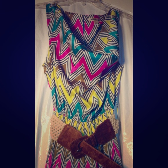 ✨✨👗🅰 pretty must have dress❗💟💟🚺 WORN ONCE. - Picture 1 of 4