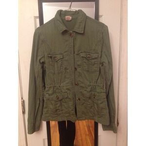 olive green thin jacket