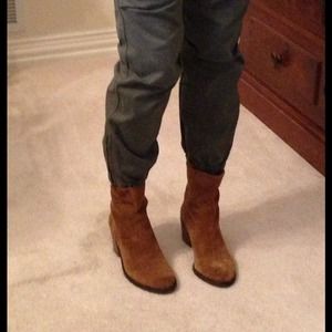 HOLD - sam Edelman suede boots
