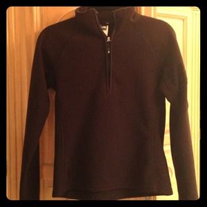 Really warm Northface black pullover