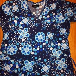 Flower print scrub top
