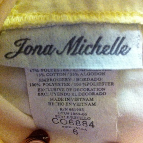 Dress - Picture 2 of 2