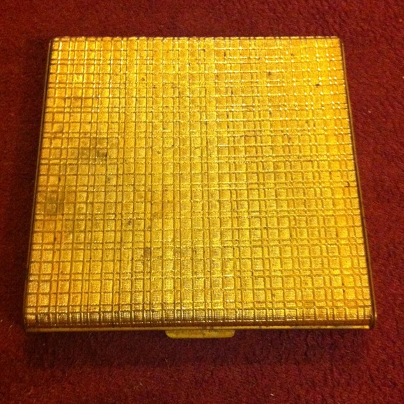 Vintage volupte compact
