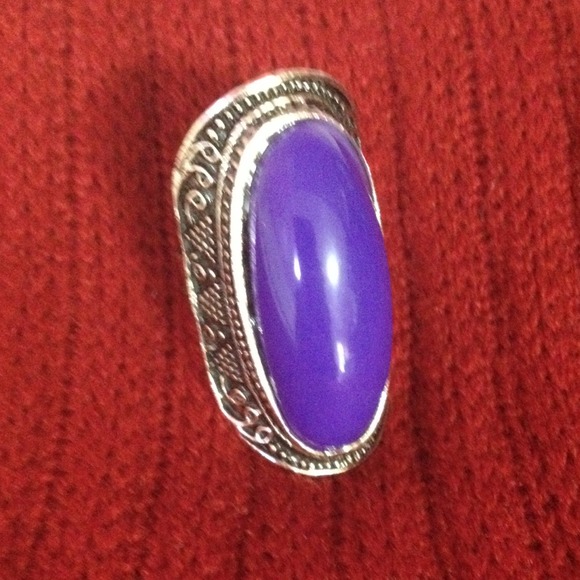 Pretty Purple Statement Ring - Picture 2 of 4