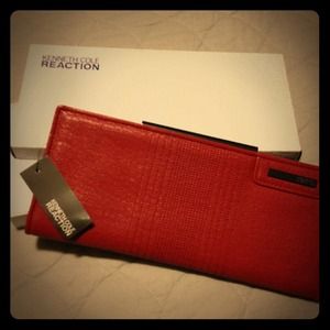 Kenneth Cole Reaction Clutch