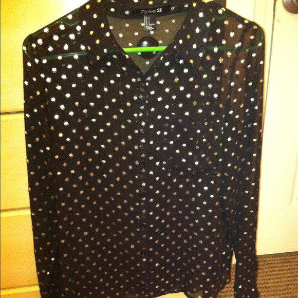 Silver and Black Spotted Shirt ‼️SOLD‼️