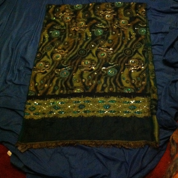 Krish hand crafted scarf