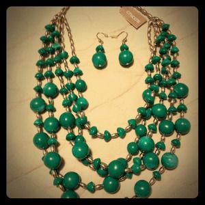Necklace/ earring set