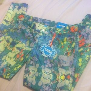 NWT L'Amour Printed Skinny Jeans