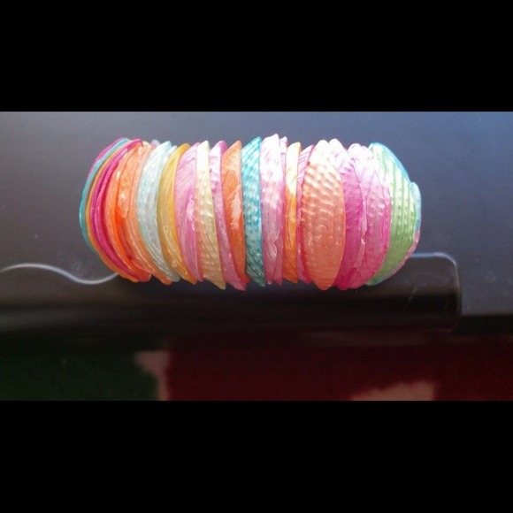 Seashell bracelet - Picture 2 of 4