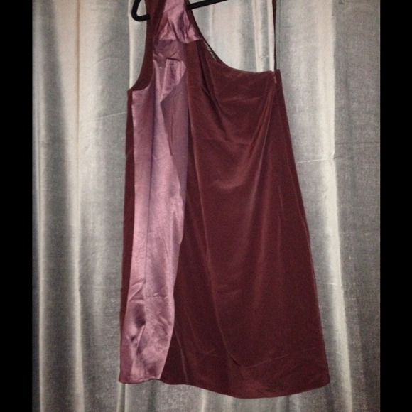One shoulder oxblood dress