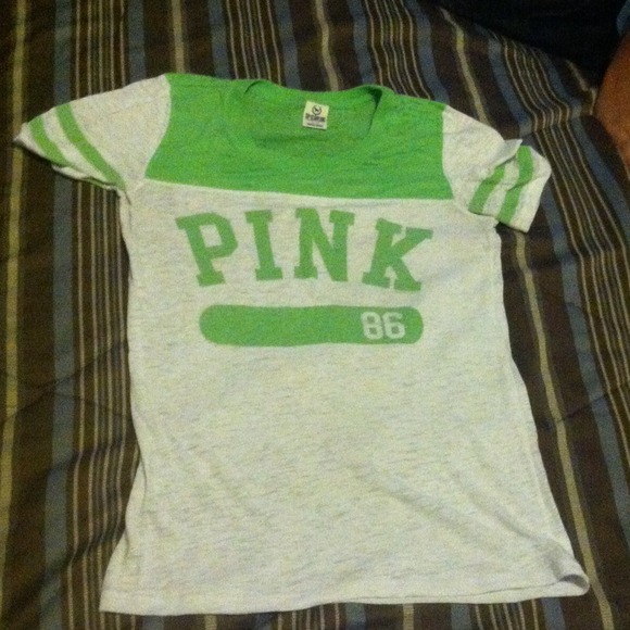 SOLD ON EBAY Victoria secret top - Picture 1 of 3