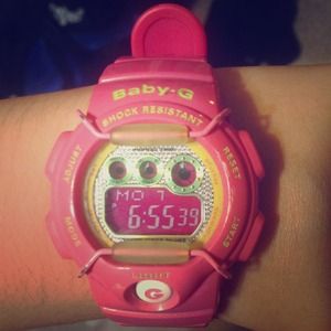 🔴HOLD🔴 Baby-G shock