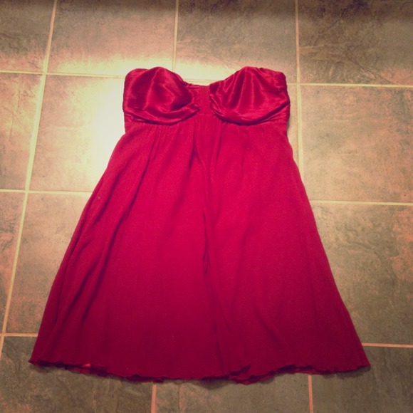 Red Strapless Express Dress