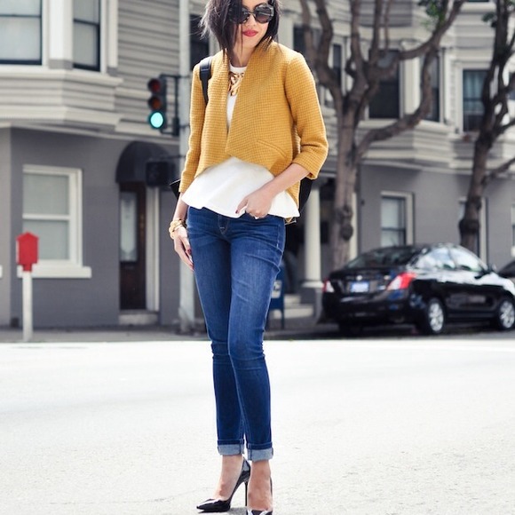BB Dakota Marigold Cropped blazer (size XS)