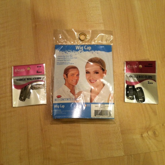 Wig Cap and two sets of wig clips
