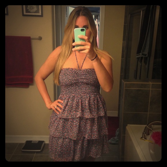 6 dress & 1 shirt bundle for Jaime