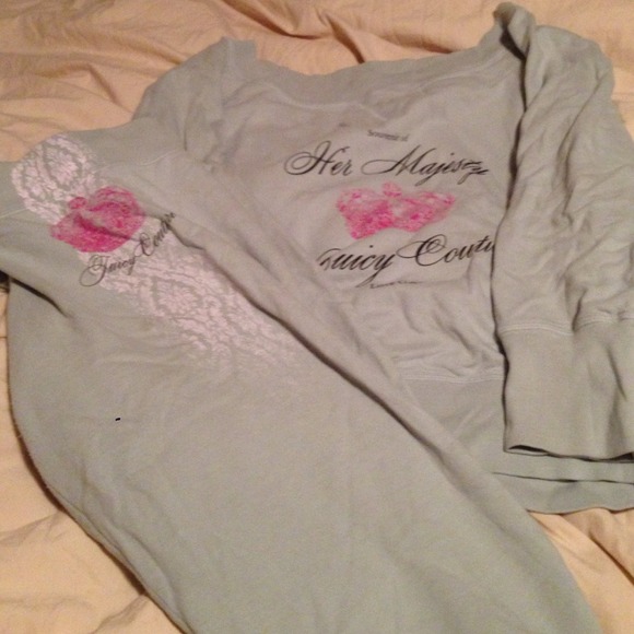 Juicy crop sweatshirt and Capri bottoms