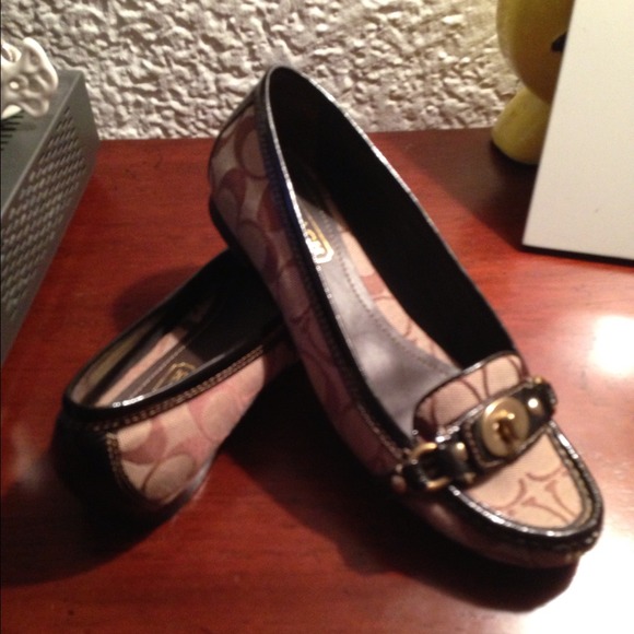 Authentic coach shoes