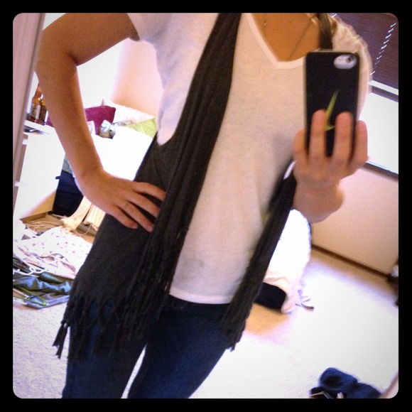🚫SOLD🚫. Dark grey fringe vest